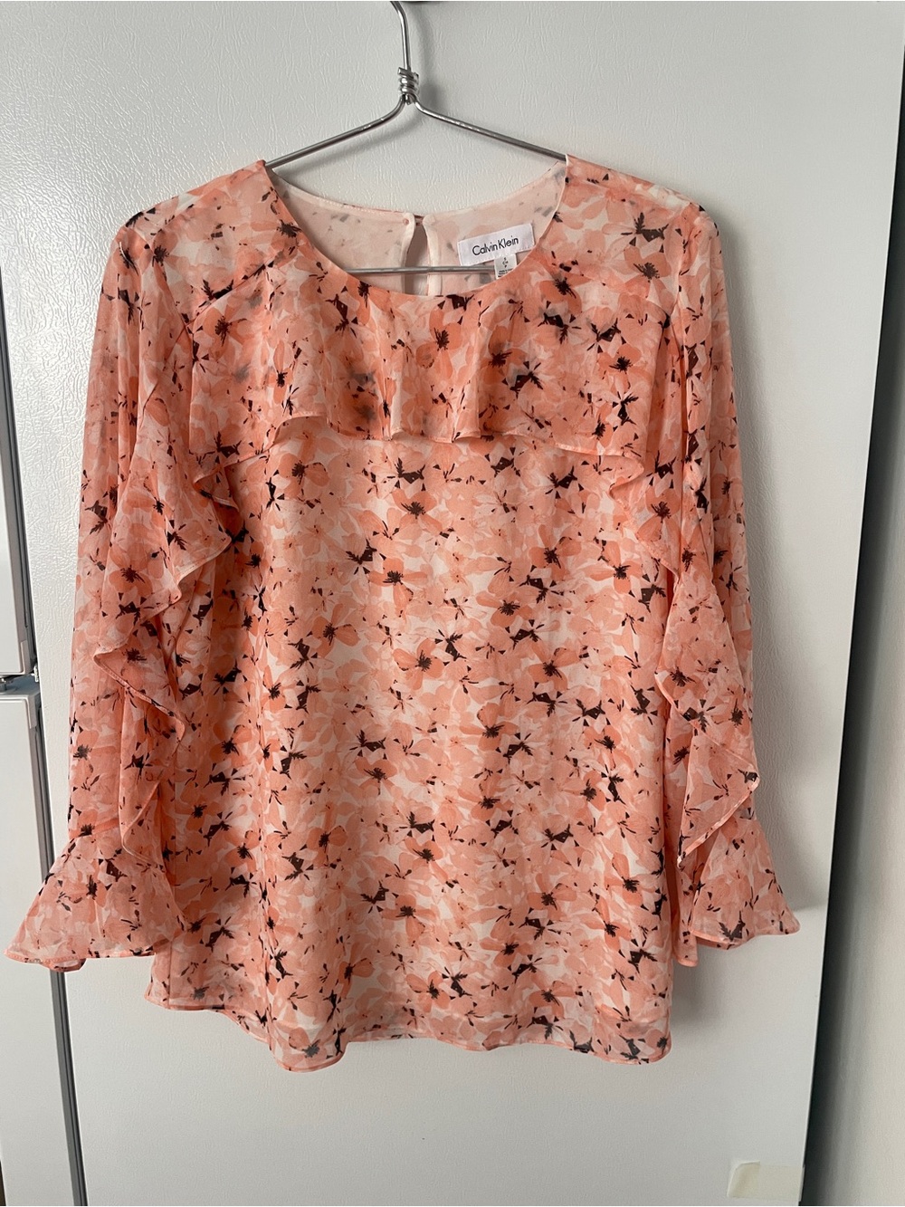 Calvin Klein Peach Floral Ruffle-Sleeve Blouse